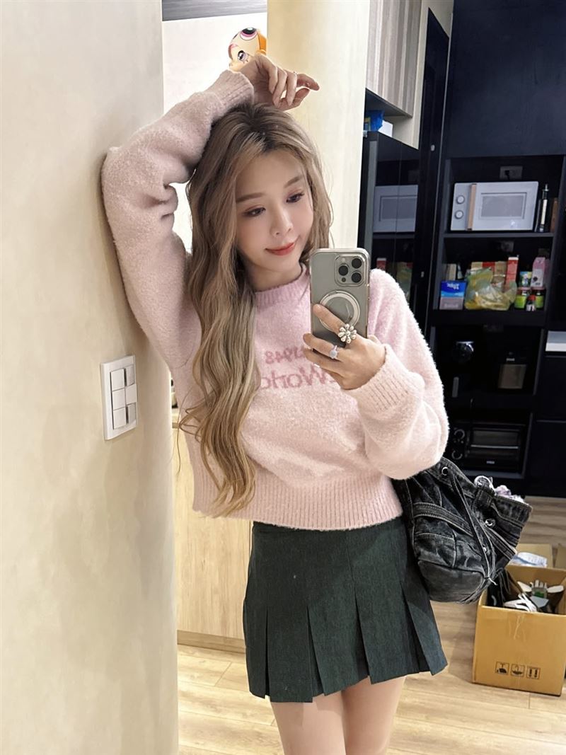 Yuri自爆自己上個月住院至今服抗生素仍有副作用。（圖／翻攝自IG @xx15995）