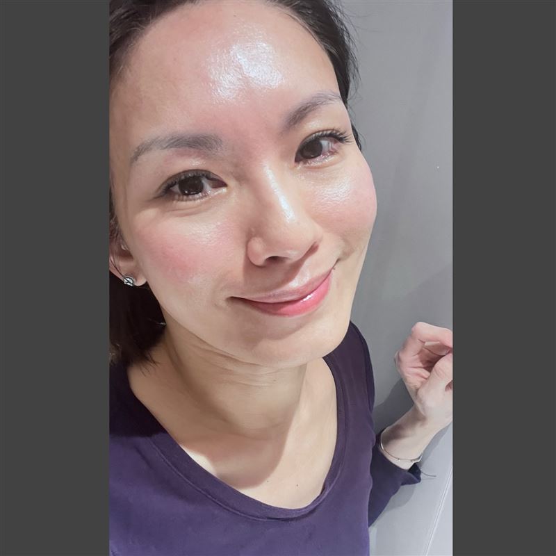 林佳儀震撼公開素顏照。（圖／翻攝自臉書）