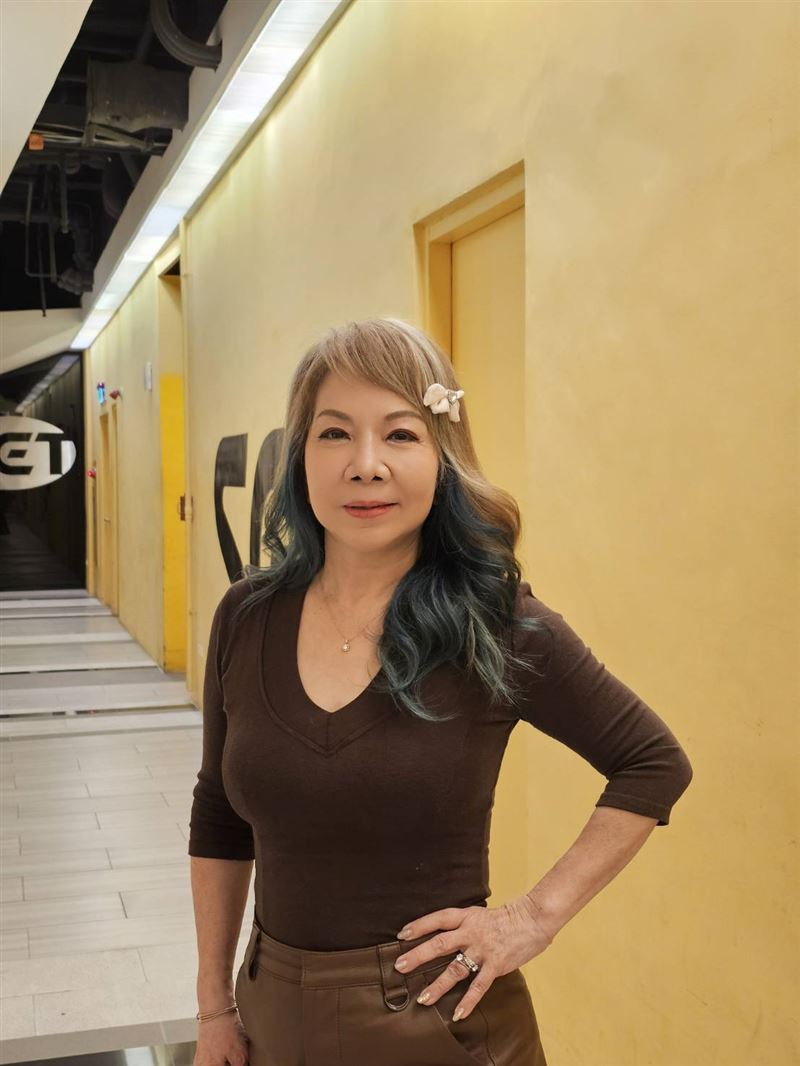 萁媽過去食道、脊椎都開過刀。(圖/記者蔡維歆攝影)