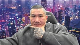 館長感謝央視報導他的新聞，也感謝中國大陸對他的支持。（圖／翻攝自館長惡名昭彰YouTube頻道）