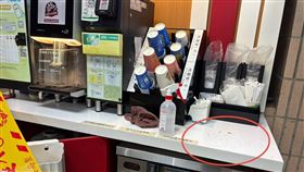 新／陪尪開庭太無聊！嫩妻竟火燒地院超商（圖／翻攝畫面）