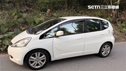 新／中和轎車停路邊　31歲女「陳屍車內」