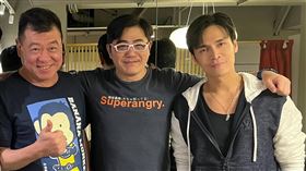 GINO（右起）、Simon與孫德榮是共事多年戰友。（圖／翻攝自孫德榮臉書）