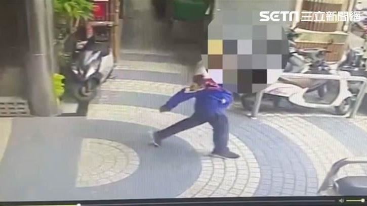 雙親遭鄰殺死「2子慘況曝」吃櫻桃認喝血