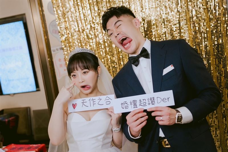 陳詩媛（左）去年與奧運金牌羽球國手王齊麟（右）結婚，並對外公開懷孕喜訊。（圖／翻攝自陳詩媛Hime臉書）