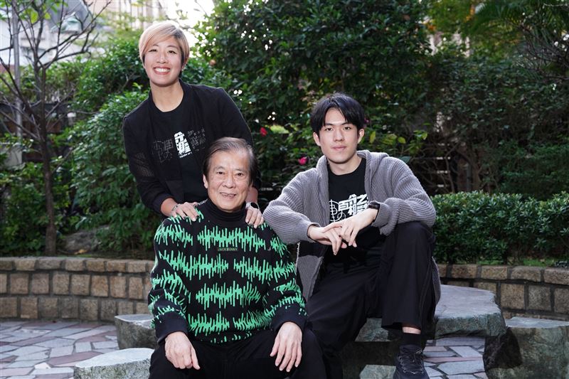 製作人郭彥伶（左起）與父親郭建宏、弟弟郭方儒是知名電視世家。（圖／記者趙于瑩攝影）
