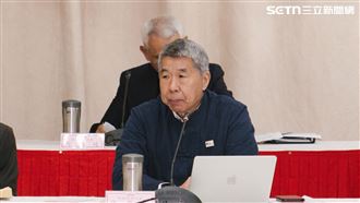 張亞中引「金庸」罵總統：日月神教教主