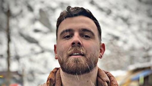 川普威脅奏效？伊朗延後處決　美航母仍來