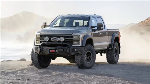 巨型輪胎上身　皮卡變成探險戰車