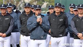 2026世界棒球經典賽台灣隊集訓，隊長陳傑憲致詞。（圖／記者劉彥池攝影）