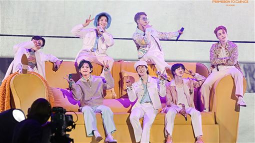 BTS世界巡演天價門票被罵翻！視線差也貴