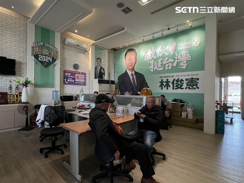 林俊憲服務處氣氛低迷。（圖／記者林昱孜攝影）
