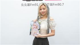 寶兒推出寫真。（圖／POP Radio提供）
