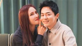 曹政奭（右）升格2寶爸，GUMMY（左）順利產下次女。（圖／翻攝自Netflix）