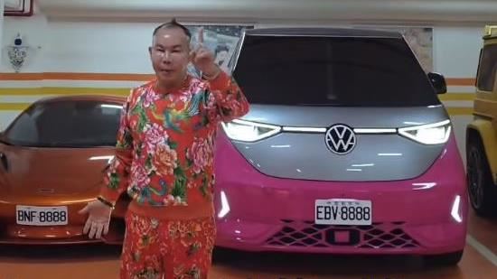 吊車大王參加競標！29.1萬搶「4個數字」