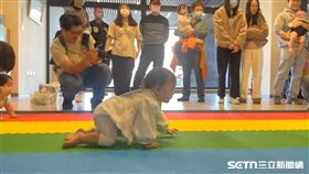 寶寶爬行／院方提供