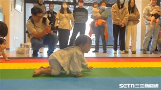 國軍招募官快看過來！這萌寶16秒爬行奪冠