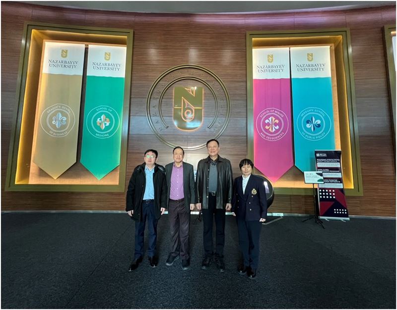 左起: 華鵬飛集團華源鴻國際物流執行長姚少軍、納扎爾巴耶夫大學科學與人文學院韋東明教授、台灣台北大學商學院科技暨綠色金融研究中心金士懿教授、索馬利蘭台商會陳渝甄會長