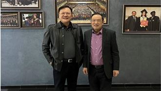 金士懿攜哈薩克頂尖學府 聚焦2重要新引擎