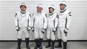 「Crew-11」任務的4名太空人執行一項罕見的醫療撤離行動，四人已返回地球。（圖／翻攝自X平台 @sorae_jp）