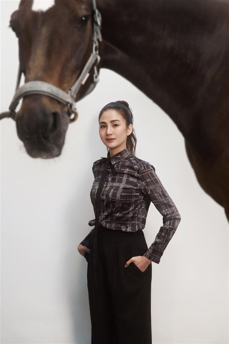 洪小鈴女兒才一出生許多戲劇邀約也跟著來，雖然他很高興大家鼓勵她盡快回歸，但她仍然先婉拒了許多演出機會。（圖／幸星娛樂）