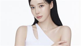 aespa成員WINTER擔任AHC全球品牌大使。（圖／品牌提供） 