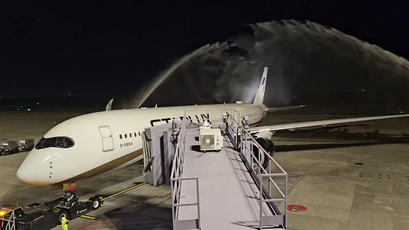 星宇台北鳳凰城首航,航線開闢加速商務及旅遊交流