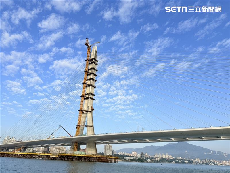 淡江大橋5月12日將開放通車。（圖／記者李育道攝影）