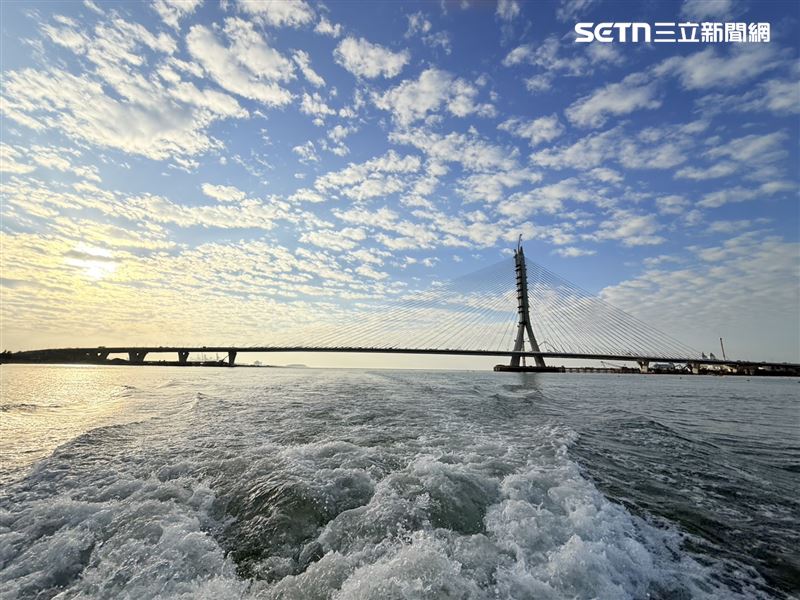 台灣新地標淡江大橋預計5月12日通車。（圖／記者李育道攝影）