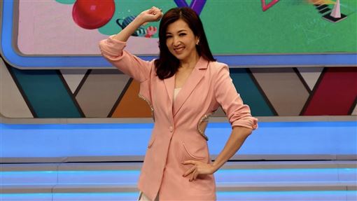 台灣之光　女星12歲愛女獲選壁球國手出賽