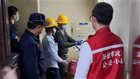 違規不改照營業！土城警聯手市府斷水斷電　斬除治安污染源（圖／土城分局提供）