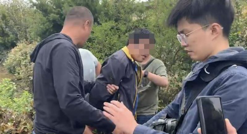 警方在朱位於永靖鄉的老家附近將其逮捕。（圖／翻攝畫面）