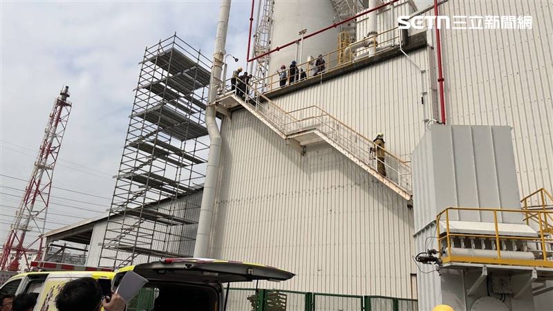 高雄市林園區台塑林園廠今天（16日）中午驚傳工安意外。（圖／翻攝畫面）