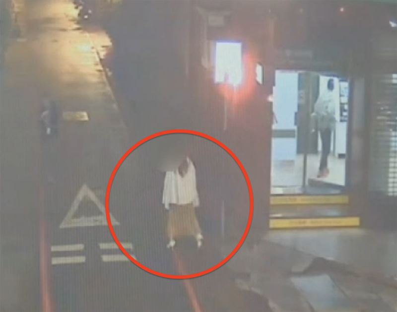 詹女多次提領贓款。（圖／翻攝畫面）