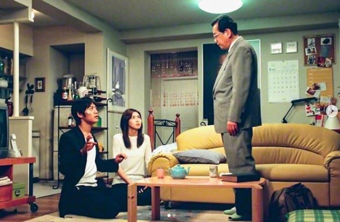 夫妻倆因合作《麻辣教師GTO》結緣，如今婚姻走過25個年頭。（圖／翻攝自松嶋菜菜子IG）