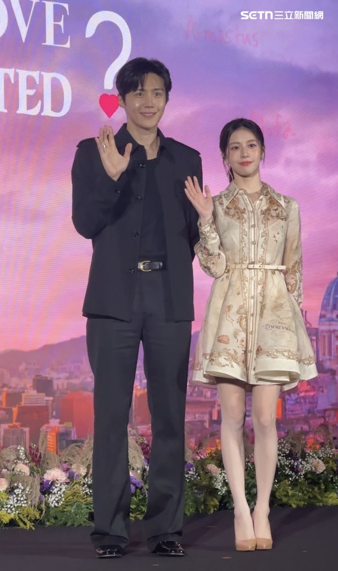 金宣虎、高允貞主演《愛情怎麼翻譯？》上線。（圖／記者林汝珊攝影）