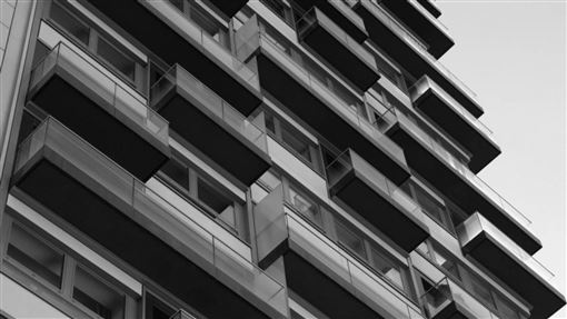 替妹出錢十年換「我買房了」　姊姊沉默了