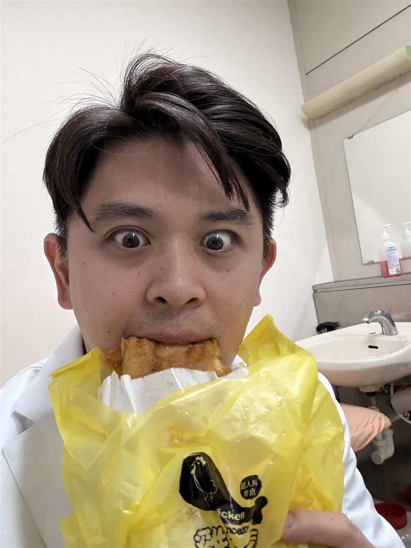 杜承哲醫師表示,Cheap連發幾篇完全不堪一擊的攻擊牛奶文,狗屁不通。(圖/翻攝自杜承哲醫師臉書)