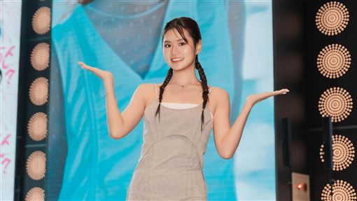 林沁新歌記者會突爆哭！小王心凌驚喜現身