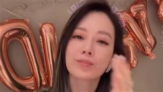 Melody過47歲生日　「叼菸」遭虧：老菸槍