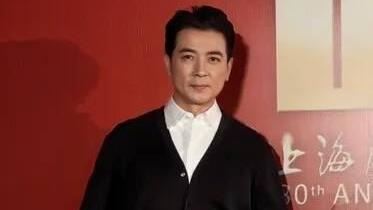 男星遭爆隱婚出軌　正宮：拿我香水送小三