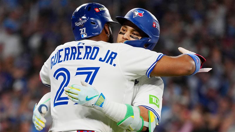 畢謝特（Bo Bichette）和小葛雷諾（Vladimir Guerrero Jr.）並肩作戰成往事。（圖／翻攝自藍鳥 X平台）