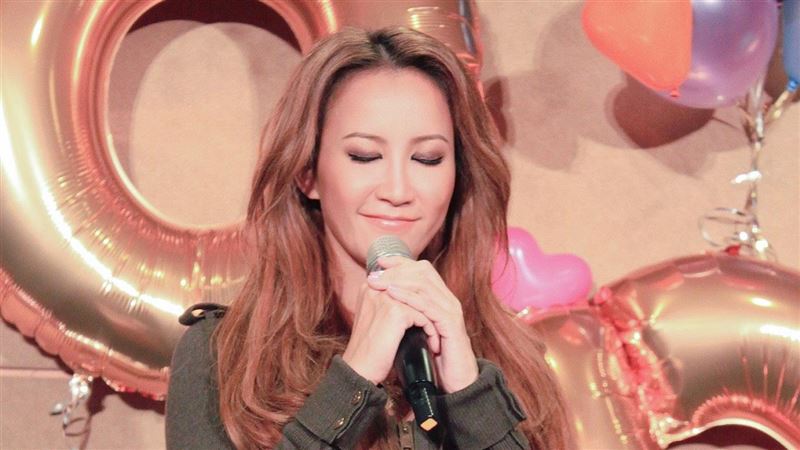 李玟51歲冥誕！粉絲齊聚金寶山獻花海