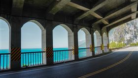 舊蘇花和仁至大清水路段公告廢線（3）舊蘇花公路和仁至大清水路段於0403強震後邊坡崩塌，交通難以復原，行政院日前正式公告廢線，將不再進行標準公路養護。圖為67.7K處明隧道。（公路邦協會常務理事邱正智提供）中央社記者張祈傳真 115年1月17日