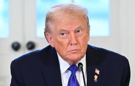 美國總統川普的動武恐嚇似乎失靈，16日他再祭出關稅老招，揚言要對反對美國併吞格陵蘭的國家課徵關稅。（圖／翻攝自X平台 @joni_askola）