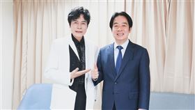 洪榮宏在高雄開唱，總統賴清德驚喜現身。（圖／阿爾發音樂提供）