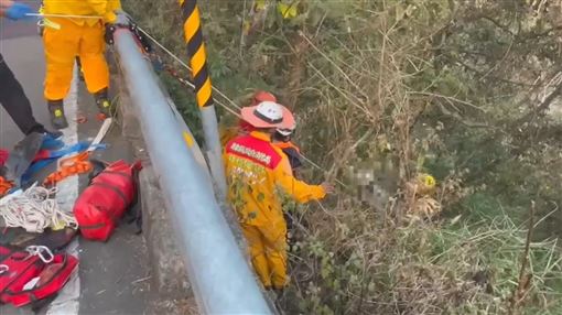 19歲男台24自撞墜9米谷　奇蹟生還僅輕傷