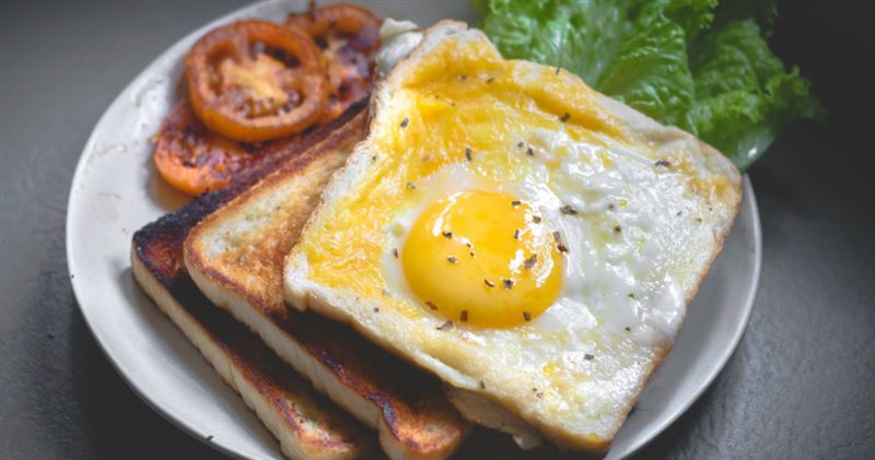 楊斯涵建議，早餐應該多攝取蛋白質，能讓人撐到午餐也不容易餓。（示意圖／unsplash）