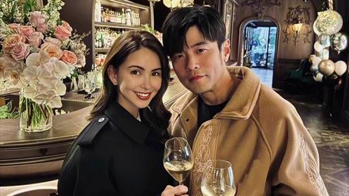 周杰倫47歲生日放閃！婚禮11週年甜摟昆凌