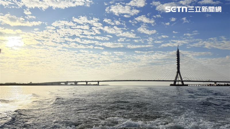 淡江大橋即將於115年5月12日通車，帶動淡水、八里一帶觀光話題升溫。（圖／記者李育道攝影）